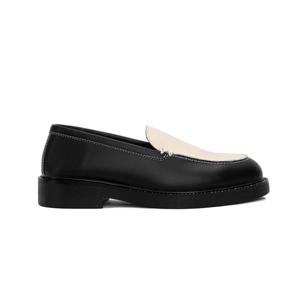  THE ELEGANT WOLF LOAFER - BLACK & OFFWHITE 