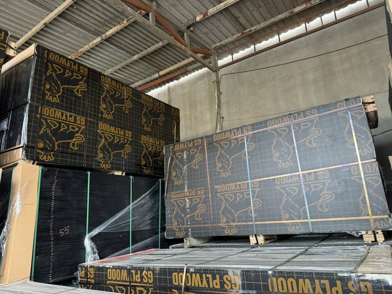  VÁN ÉP PHỦ PHIM CHỊU NƯỚC 1200 X 2440 X 18MM 