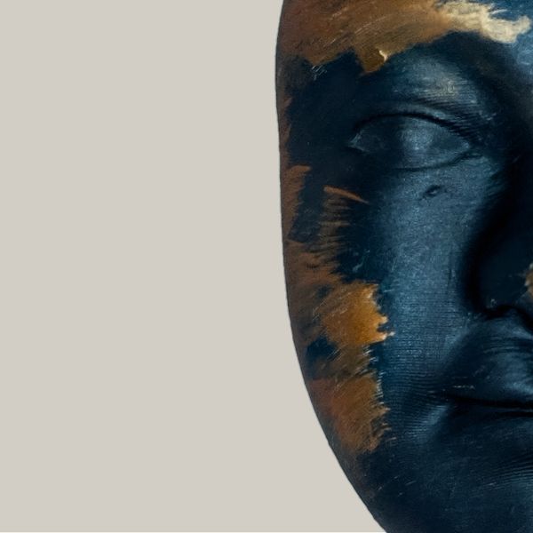 Le poids du silence / The Weight of Silence / by DEX LE