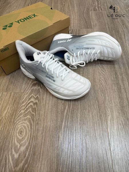 Giày cầu lông Yonex Cascade Drive 2 Trắng Xám