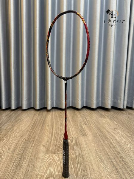 Vợt cầu lông Yonex Astrox 99 Tour Đỏ