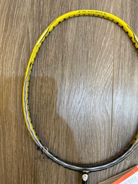 Vợt Cầu Lông Calibar 300