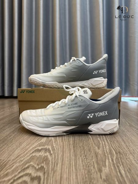 Giày cầu lông Yonex Cascade Drive 2 Trắng Xám