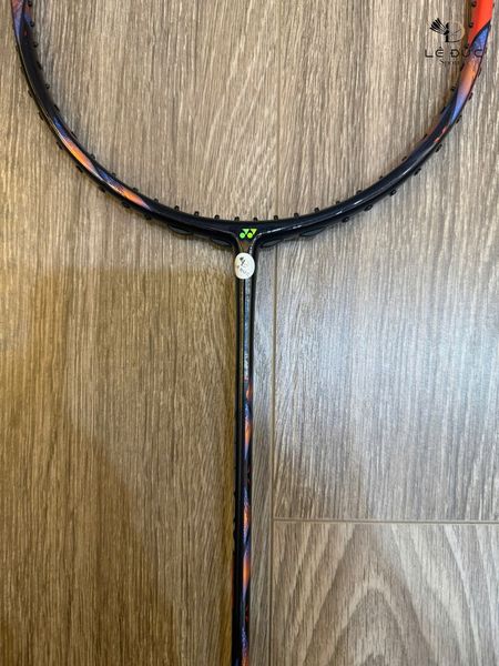Vợt cầu lông Yonex Astrox 77 Pro