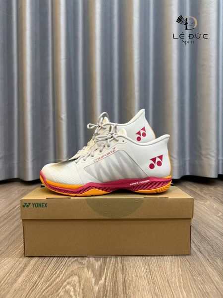 Giày cầu lông Yonex Power Cushion Comfort Z3 Wide (Off White/Red) 2025
