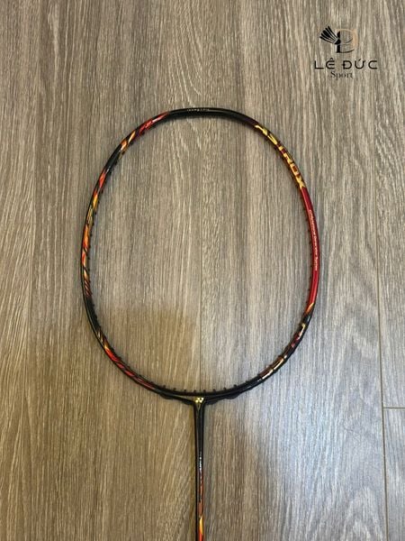 Vợt cầu lông Yonex Astrox 99 Pro Đỏ