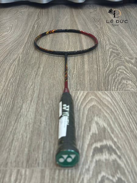 Vợt cầu lông Yonex Astrox 99 Play Đỏ