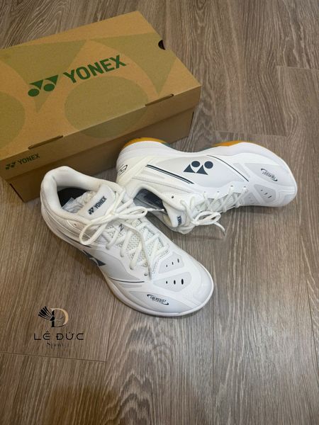 Giày cầu lông Yonex SHB 65Z4 Slim Trắng