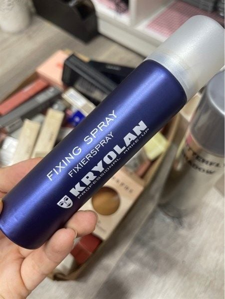 Xịt makeup kryolan fixing spray 75ml