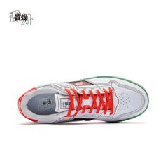 Giày Sneaker Nữ