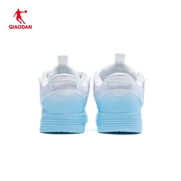 Giày Sneaker Nữ
