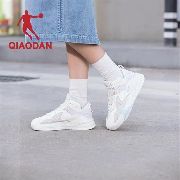 Giày Sneaker Nữ