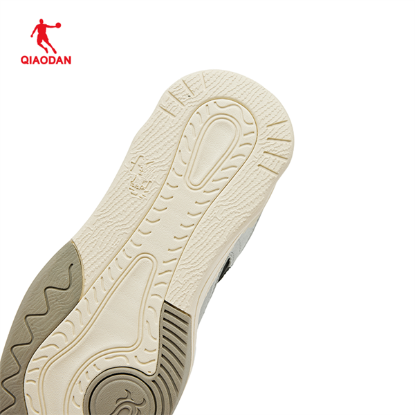 Giày Sneaker Nữ