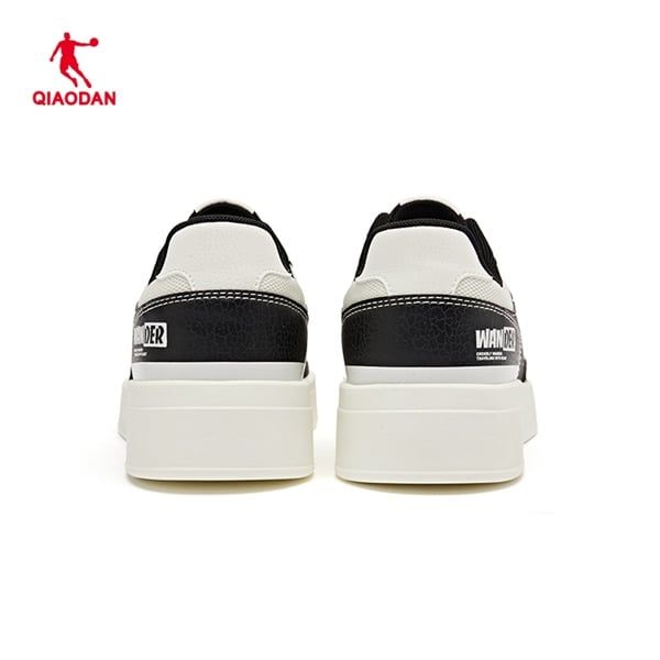 Giày Sneaker Nữ