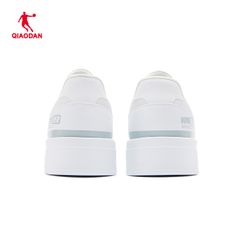 Giày Sneaker Nữ
