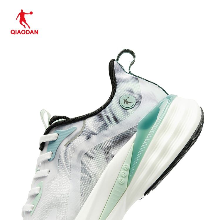 Giày Chạy Bộ Nam