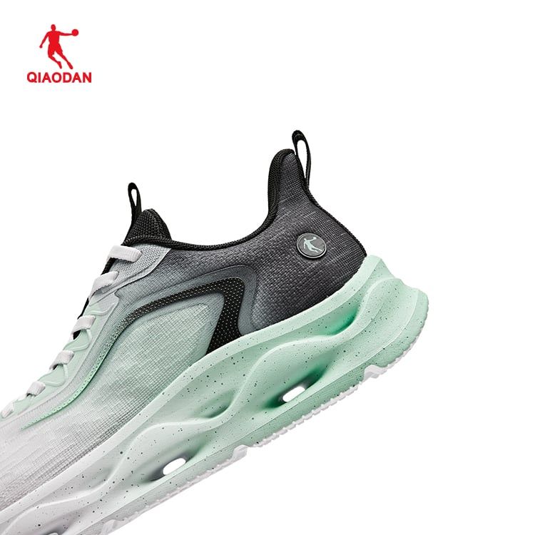 Giày Chạy Bộ Nam