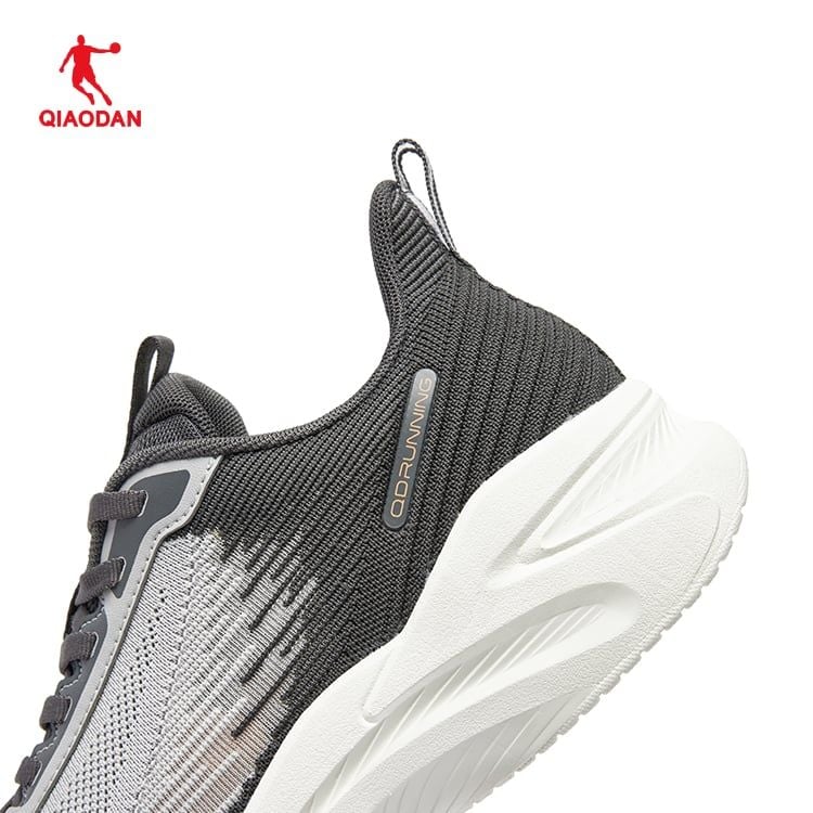 Giày Chạy Bộ Nam