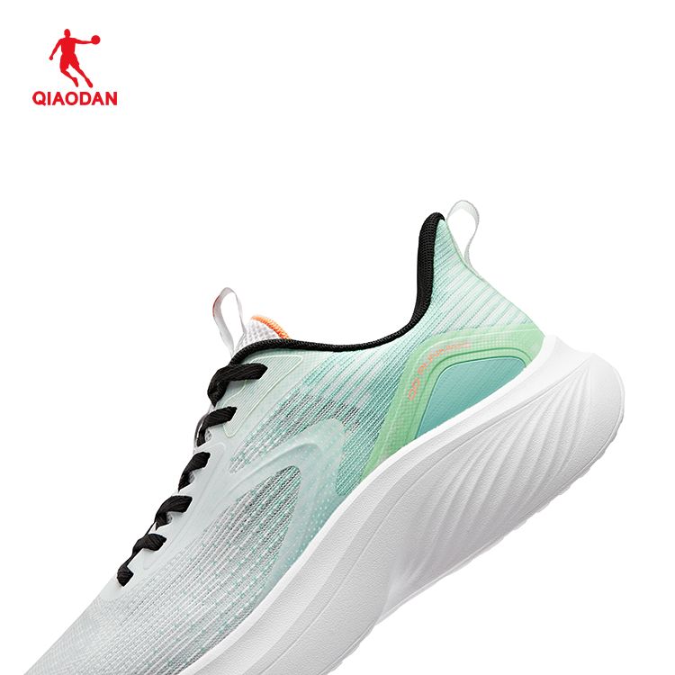 Giày Chạy Bộ Nam