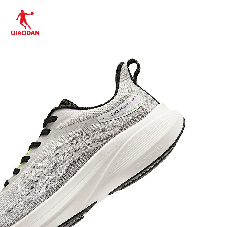 Giày Chạy Bộ Nam