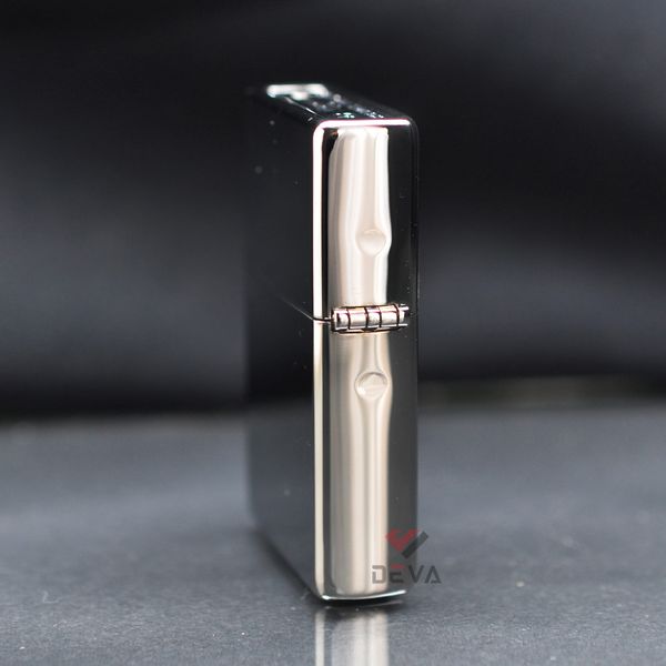Zippo 2 Mộc Đáy Bottom Up Hoa Văn Silver Plate Titanium Coating ZN159