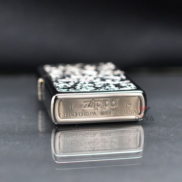 Zippo 2 Mộc Đáy Bottom Up Hoa Văn Silver Plate Titanium Coating ZN159