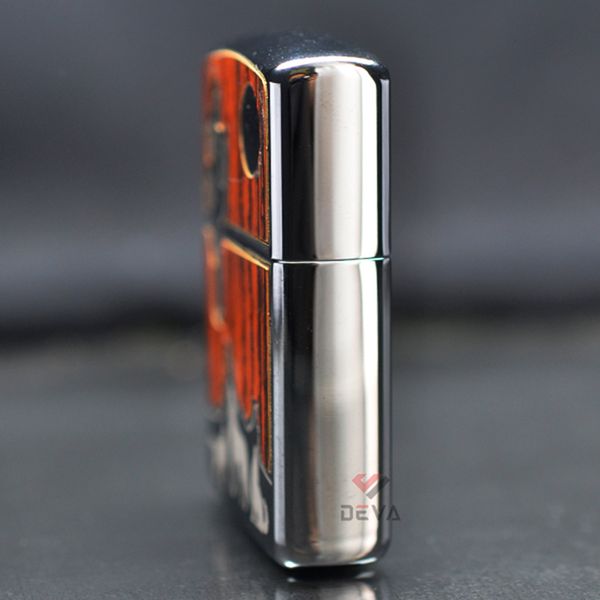 Zippo Armor Ốp Gỗ Chủ Đề Chó Sói Hú Trăng Bản Giới Hạn ZN347