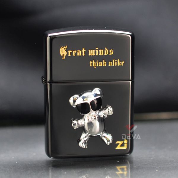 Set Bật Lửa Zippo Ốp Emblem Gấu Bạc Kèm Kính Mắt Cao Cấp ZN143