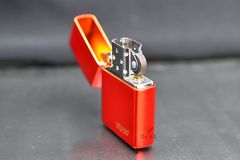 Zippo Mỹ chính hãng sơn tĩnh điện màu đỏ Anodized Red ZT16
