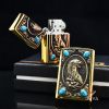 Bật lửa xăng Zorro ốp Emblem chúa sơn lâm gắn ngọc bích Z92175