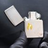 Zippo Mạ Satin Khắc Ngọn Lửa Và Logo Zippo Chéo ZK12
