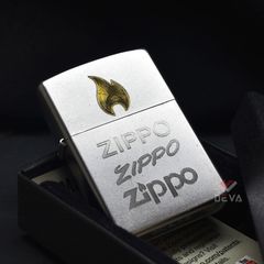 Zippo Mạ Satin Khắc Ngọn Lửa Zippo Và Logo ZK17