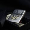 Zippo Satin Khắc Hình Con Bướm Cách Điệu Mạ Vàng Z62