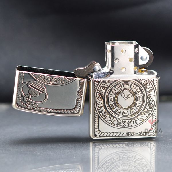 Zippo hình đồng hồ xuất Nhật bản giới hạn ZN13