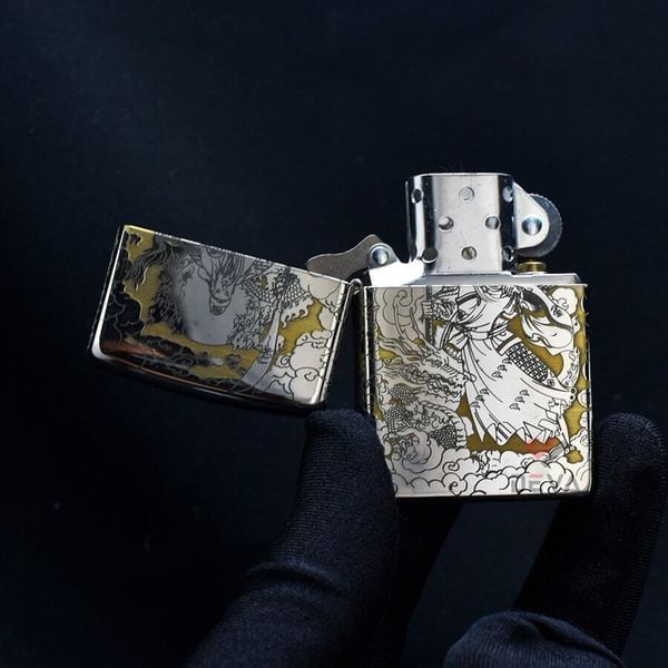 Zippo Khắc Thần Tài Quan Vũ Và Triệu Công Minh ZK25
