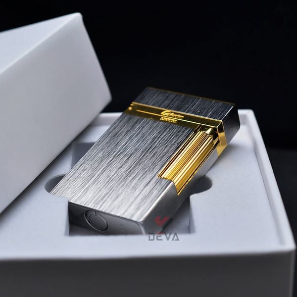 Bật Lửa Xăng Đá Calories Bạc Xước Viền Vàng CL-X02