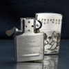 Zippo Bạc Khối Khắc Đàn Ngựa Mã Đáo Thành Công BK10