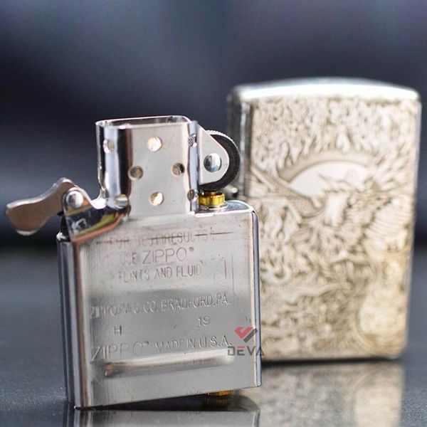 Zippo Bạc Khối Khắc Hình Phượng Hoàng Hồi Sinh BK22