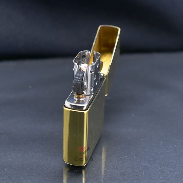 Zippo Armor Khắc Hoàng Đế Pháp Napoléon Bonaparte ZD52