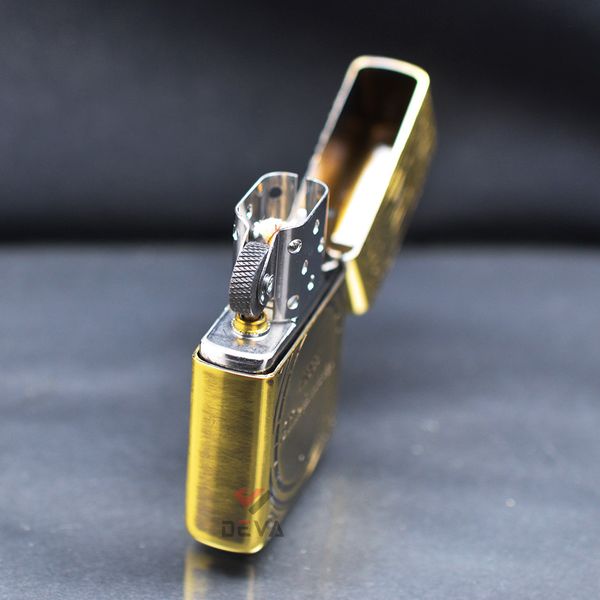 Mẫu Zippo Armor đồng hồ khảm trai ZN38