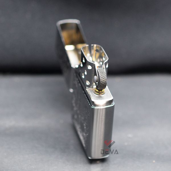 Zippo Khắc Hoa Văn Phong Cách Fandango Bồ Đào Nha ZN65