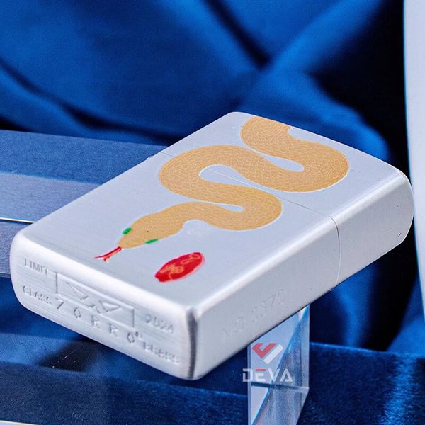 Bật lửa Zorro chủ đề năm con Rắn Ất Tỵ 2025 bản giới hạn Z2-1176