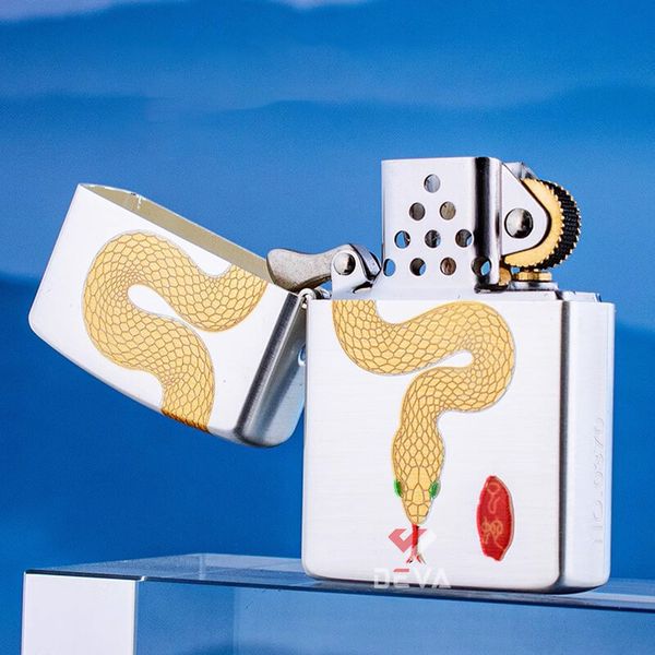 Bật lửa Zorro chủ đề năm con Rắn Ất Tỵ 2025 bản giới hạn Z2-1176