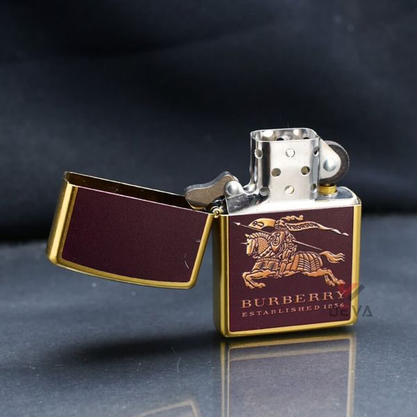 Zippo In Chủ Đề Hãng Thời Trang Burberry ZN274