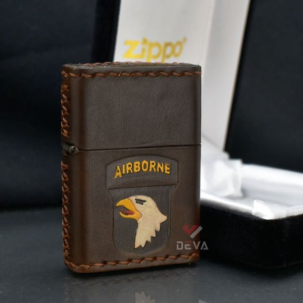 Zippo Bọc Da Khắc Logo Sư Đoàn Không Vận Hoa Kỳ Airborne ZN10