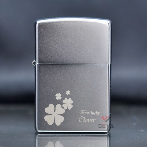 Bật lửa zippo Satin mỹ chính hãng cỏ 4 lá bạc Z61