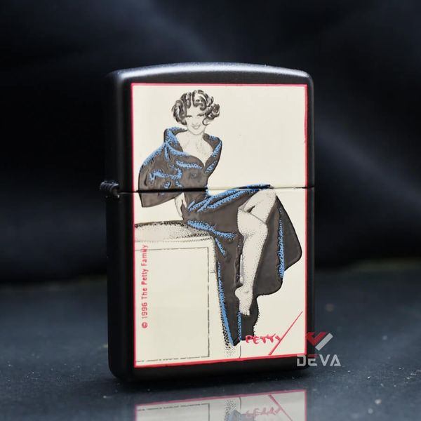 Zippo cô gái Petty C08