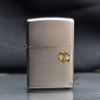 Zippo Satin Khắc Nổi Cỏ 4 Lá ZK81