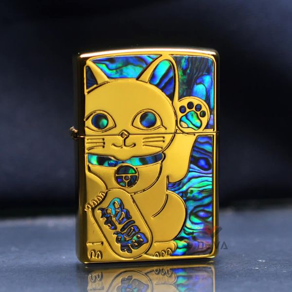 Zippo Khảm Trai Mèo Thần Tài May Mắn Maneki-Neko ZN149