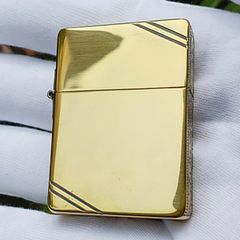 Zippo chặt góc 1935 hoa văn cạnh ZN170